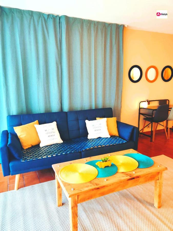 Grand Studio Azur Avec Terrasse - Vieil أنتيب المظهر الخارجي الصورة