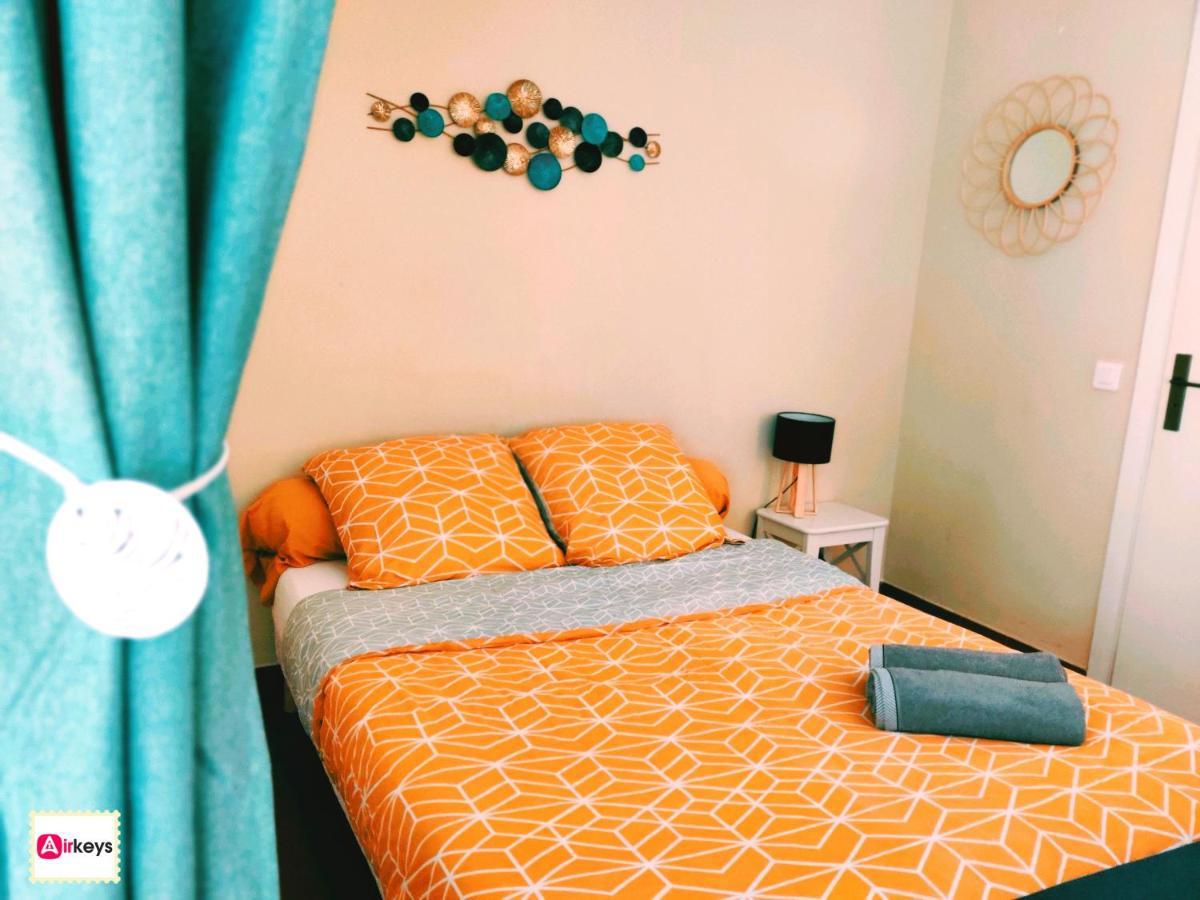 Grand Studio Azur Avec Terrasse - Vieil أنتيب المظهر الخارجي الصورة