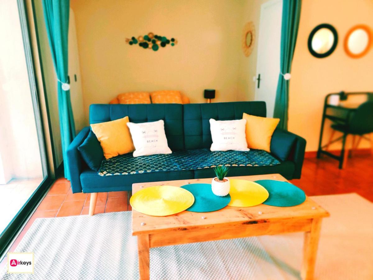 Grand Studio Azur Avec Terrasse - Vieil أنتيب المظهر الخارجي الصورة