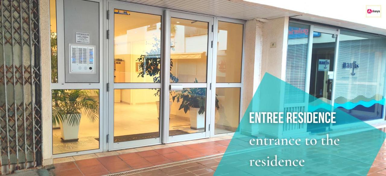 Grand Studio Azur Avec Terrasse - Vieil أنتيب المظهر الخارجي الصورة